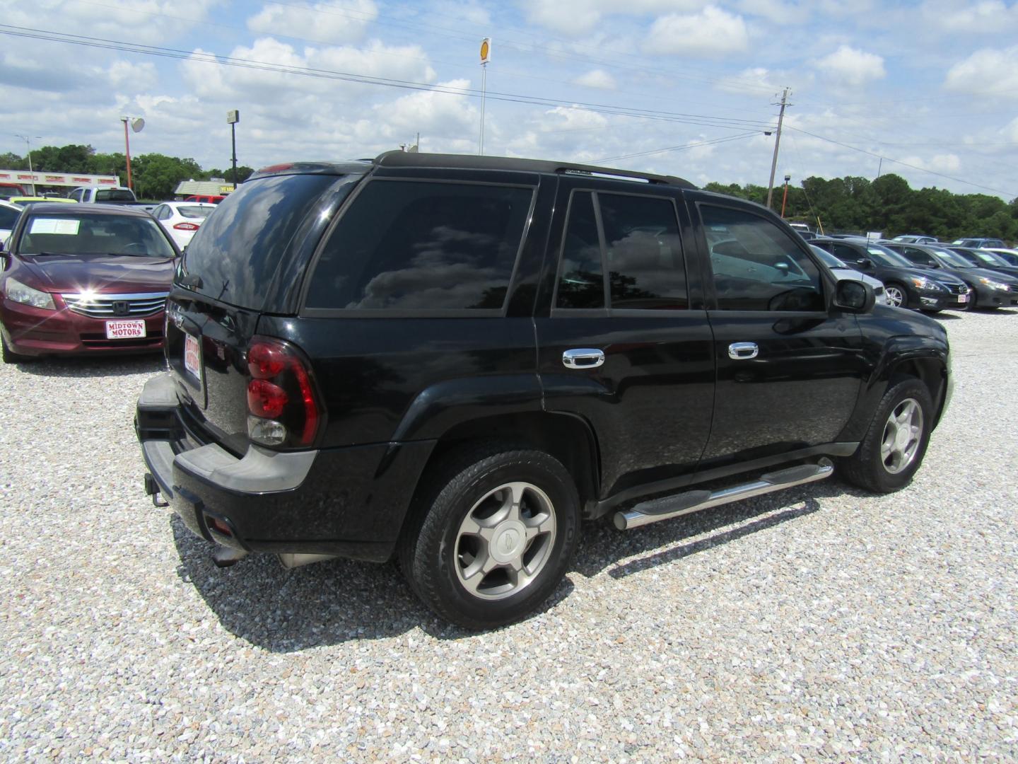 2007 Black /Black Chevrolet TrailBlazer LS1 2WD (1GNDS13S472) with an 4.2L L6 DOHC 24V engine, Automatic transmission, located at 15016 S Hwy 231, Midland City, AL, 36350, (334) 983-3001, 31.306210, -85.495277 - Photo#7